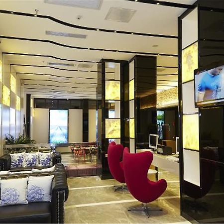 Lavande Hotel Tianhe Gangding Subway Station Branch Cantón Exterior foto