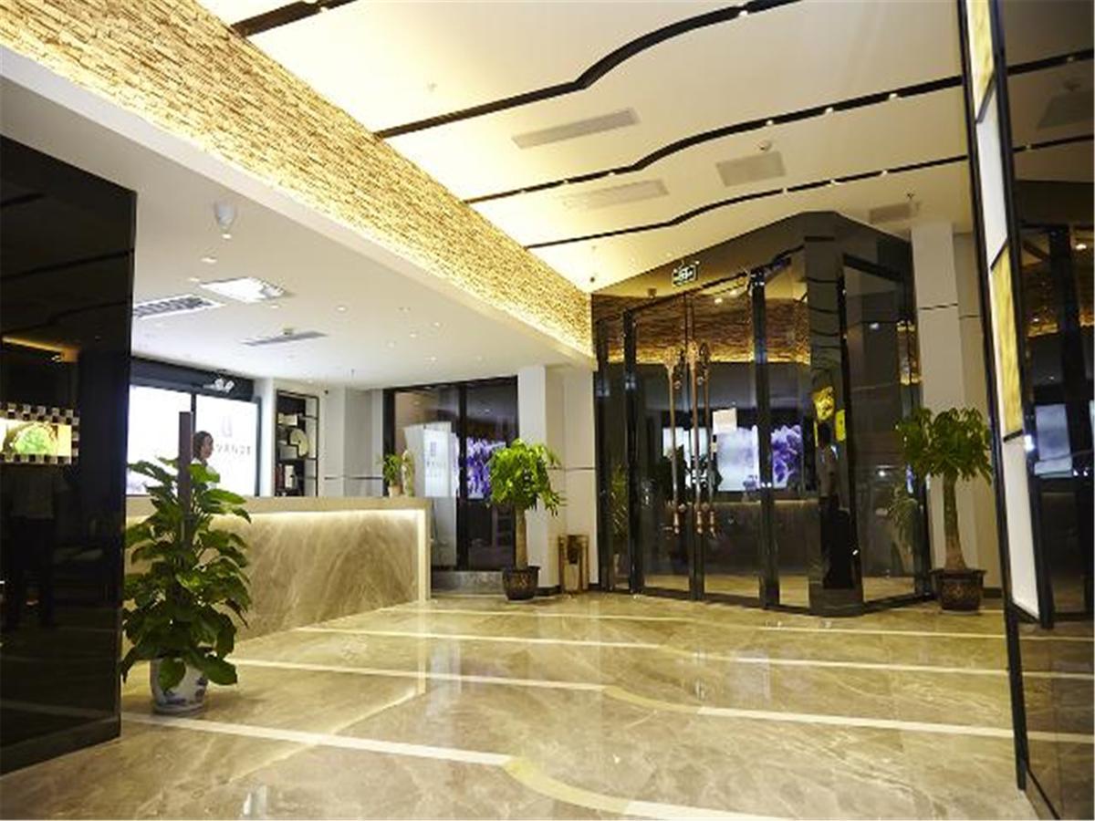 Lavande Hotel Tianhe Gangding Subway Station Branch Cantón Exterior foto