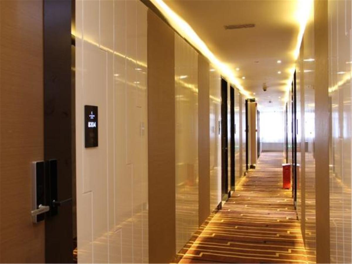 Lavande Hotel Tianhe Gangding Subway Station Branch Cantón Exterior foto